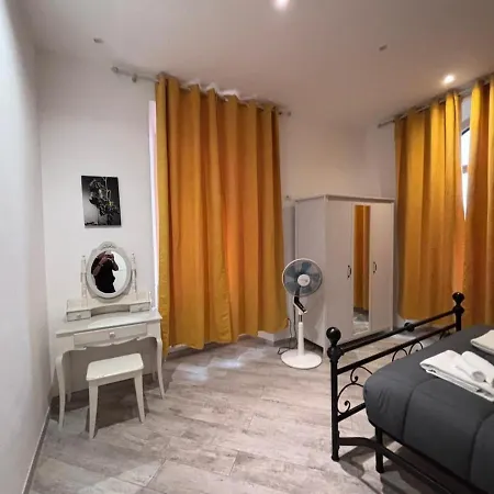 Two Steps From Colosseo 2 Bathrooms 2 Bedrooms 公寓