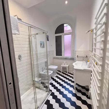 Two Steps From Colosseo 2 Bathrooms 2 Bedrooms 公寓