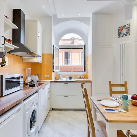 Two Steps From Colosseo 2 Bathrooms 2 Bedrooms 公寓