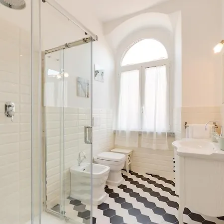 Two Steps From Colosseo 2 Bathrooms 2 Bedrooms Apartmán Řím