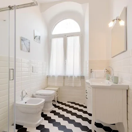 Two Steps From Colosseo 2 Bathrooms 2 Bedrooms * Řím